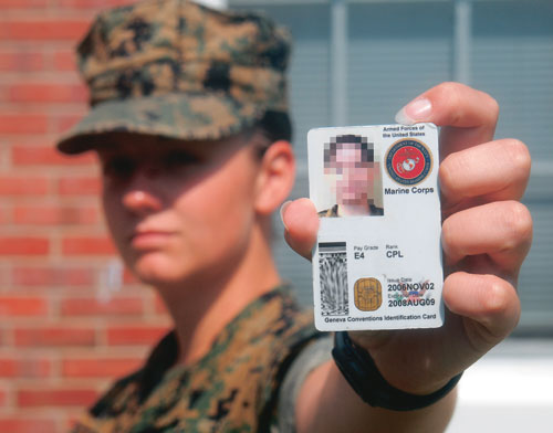 DOD SMART CARD - HOT FEMALE MARINE